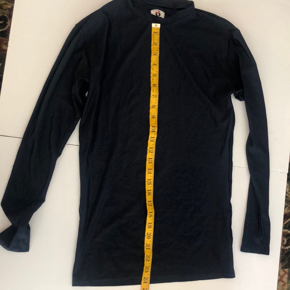 Youth XL dry wicking base layer long sleeves - Picture 5 of 6